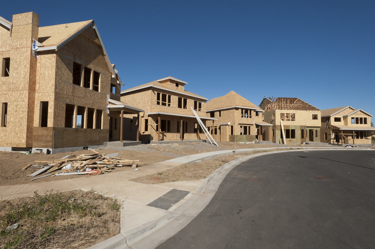 the-pros-and-cons-of-buying-a-new-construction-home-oasis-group