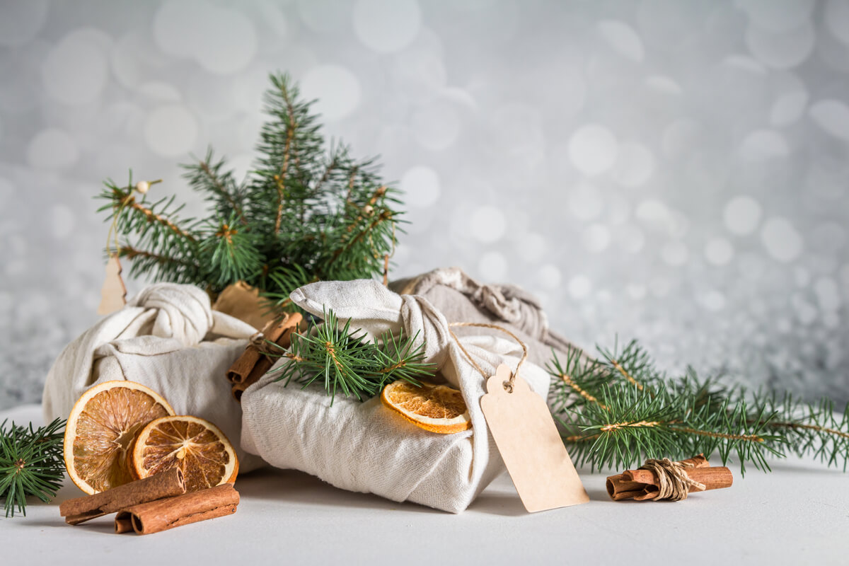 Sustainable Gift Wrapping